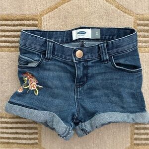 NWOT Old Navy Flower Jean Shorts 3T